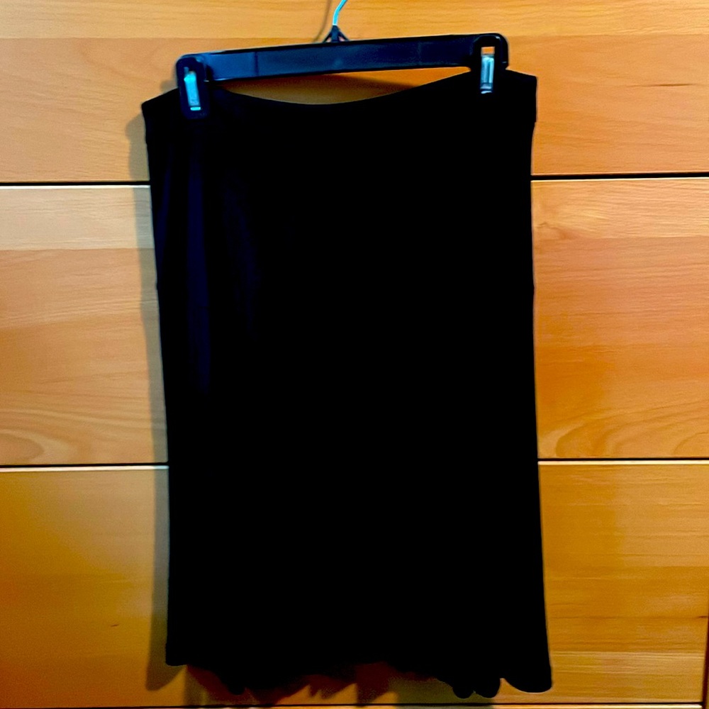DNKY Black women’s skirt